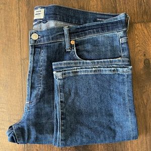 Citizens of Humanity. Style, Mid Rise Relaxed Emerson Boyfriend. Size 30 (10).